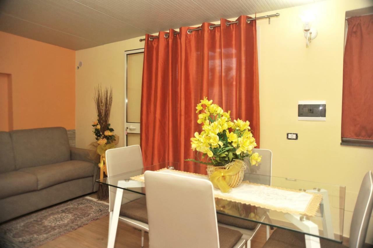 Bivano Villa Grazia Фондакело Екстериор снимка