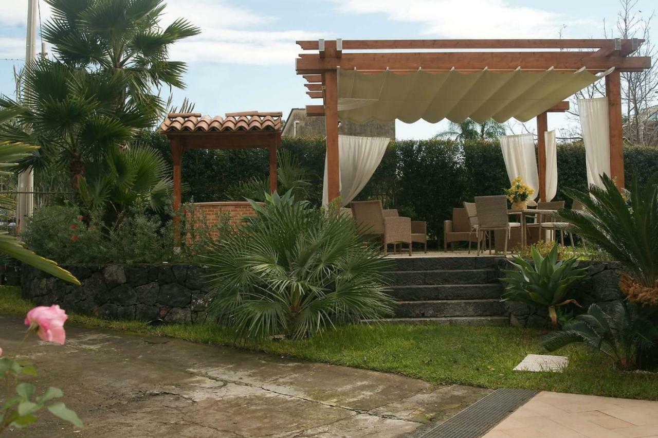 Bivano Villa Grazia Фондакело Екстериор снимка